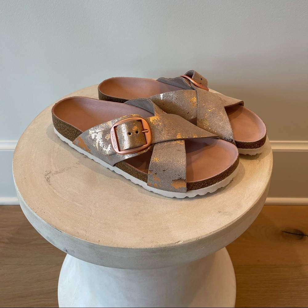 Birkenstock Sienna rose metallic big buckle sandals size 40
